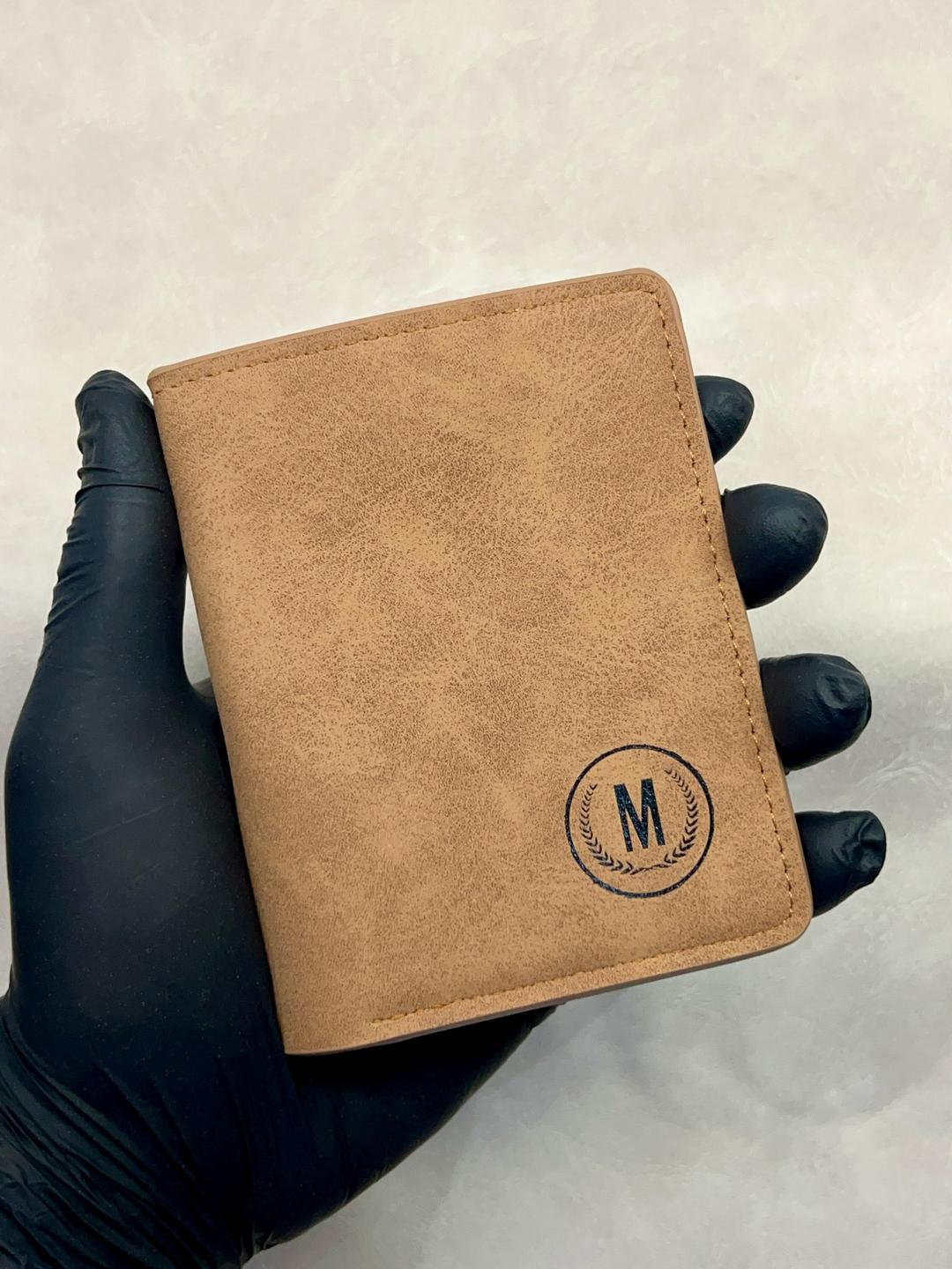 Stylish Men's Leather Bi-Fold Wallet